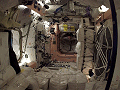 Inne i rymdstationen: Unity-modulen