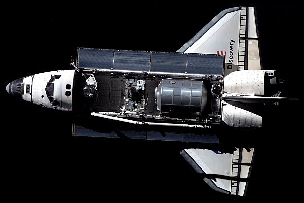 Space shuttle Discovery, logistikmodul i rymdskyttel