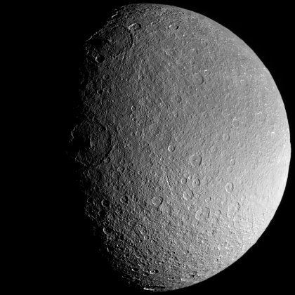 Rhea, måne till Saturnus